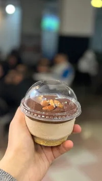 كب كيك الشوكولاتة بالفستق