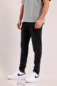 جينز رجالي أسود (Nike)