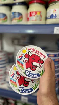 جبنة قابلة للدهن - البقرة الضاحكة كلاسيك (La Vache qui rit)