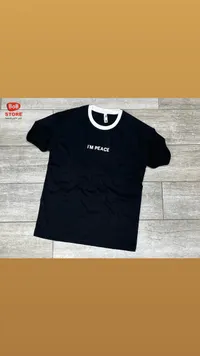 تيشيرت رجالي أسود بياقة بيضاء - بوب ستور (BoB Store)