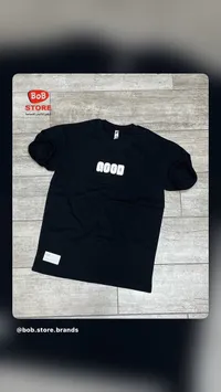 تيشيرت رجالي أسود بطبعة جود - بوب ستور (Bob Store)