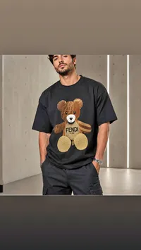 تيشيرت رجالي بطبعة الدب - فندي (Fendi)