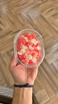 حلوى جيلي على شكل قلب