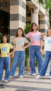 طقم ملابس صيفي للبنات - تيشرت وبنطال جينز (Lara Fashion)