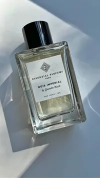 عطر بوا إمبريال - إسنشال بارفيومز (Essential Parfums)