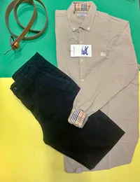 طقم ملابس رجالي كاجوال - بربري (Burberry)