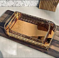 طقم صواني تقديم معدنية ذهبية مزخرفة