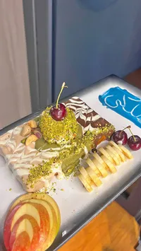 وافل مشكل بالفواكه والمكسرات - حلويات