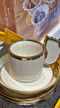 طقم فناجين قهوة بورسلين بحواف ذهبية