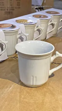طقم أكواب سيراميك كلاسيكية بيضاء