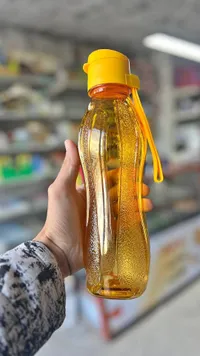قارورة مياه بلاستيكية - Tupperware