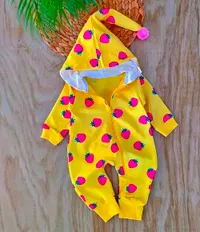 رومبر أطفال بطبعة فراولة (Baby Romper)