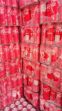 مشروب غازي كوكاكولا (Coca-Cola)