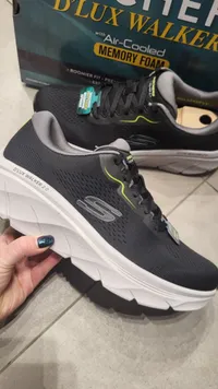 Skechers D'Lux Walker 2.0