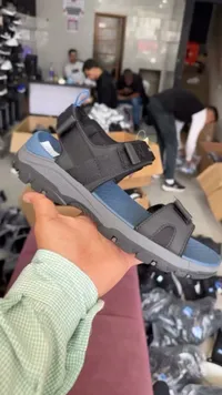 صندل رياضي شبابي - سكيتشرز (Skechers)