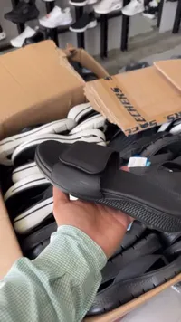 صندل رياضي خفيف الوزن - سكيتشرز (Skechers)