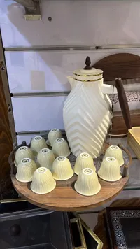 طقم إبريق شاي وأكواب سيراميك كلاسيكي
