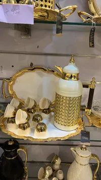 طقم قهوة عربية فاخر ذهبي مع أكواب