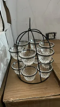 مجموعة فناجين قهوة كريستال مع حامل معدني