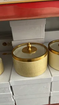 علبة تخزين سيراميك مع غطاء ذهبي