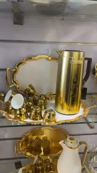 إبريق شاي ذهبي فاخر