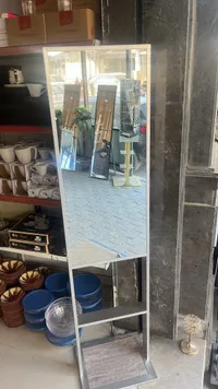 مرآة أرضية بإطار معدني