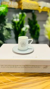 فنجان قهوة مع صحن - روزن