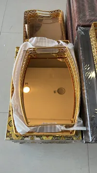 صينية ضيافة معدنية ذهبية فاخرة