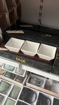 طقم صحون تقديم مربعة مع قاعدة خشبية - دوكس (Dux)