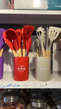 طقم أدوات مطبخ سيليكون مع حامل - كيتشن آند داينينج (Kitchen & Dining)