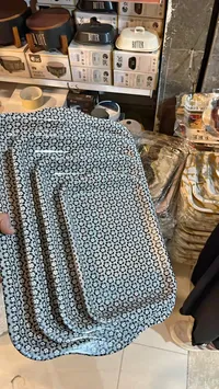 طقم صواني تقديم مزخرفة بالورود - 3 قطع
