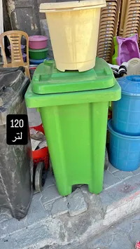 حاوية نفايات بلاستيكية بعجلات - 120 لتر