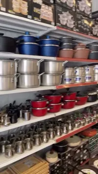طقم أواني طهي متنوعة للمطبخ