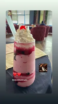 ميلك شيك الفراولة - مطعم إيفان (Evan Restaurant)