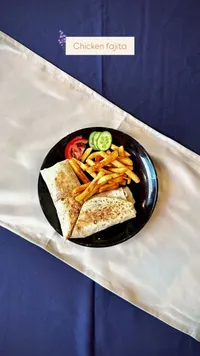 وجبة فاهيتا الدجاج