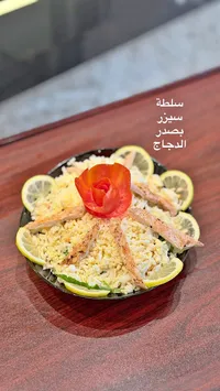 سلطة سيزر بصدر الدجاج