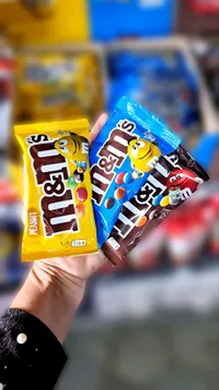 حبيبات شوكولاتة متنوعة - إم آند إمز (M&M's)