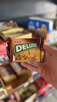 ويفر مقرمش بكريمة البندق - ديلوكس من أولكر (Ulker)