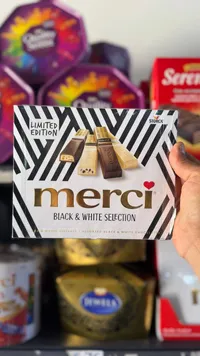 تشكيلة شوكولاتة بلاك آند وايت - ميرسي (Merci)