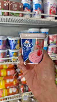 زبادي بالفراولة - بوك (Puck)