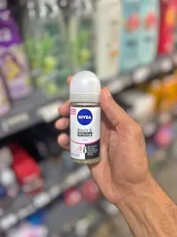 مزيل عرق رول أون بلاك آند وايت - نيفيا (Nivea)