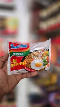 نودلز مقلية سريعة التحضير - إندومي (Indomie)