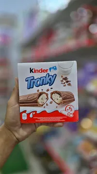 بسكويت ويفر محشو بالكريمة والشوكولاتة - كيندر ترونكي (Kinder)