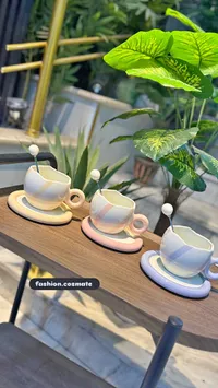 طقم أكواب وصحون بتصميم عصري (Cosmate)