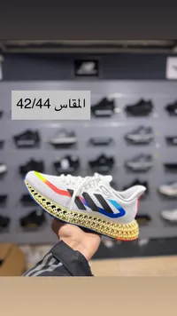 حذاء أديداس 4D رن - أبيض وملون