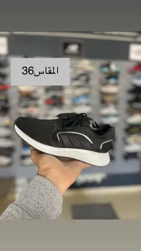 حذاء رياضي للأطفال - أديداس (Adidas)
