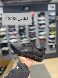 حذاء رياضي شبابي أسود - أسيكس (Asics)