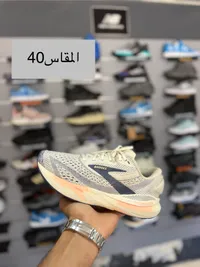 حذاء رياضي للجري - بروكس (Brooks)