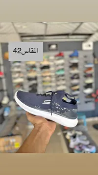 حذاء رياضي - سكيتشرز (Skechers)