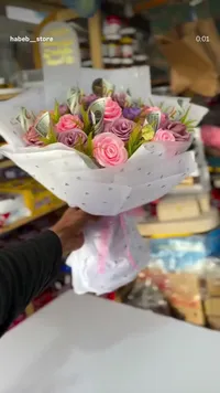 باقة زهور صناعية مع أوراق نقدية - هدايا حبيب